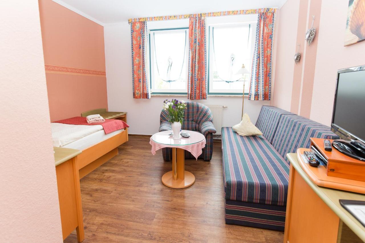 Hotel Garni Am Deich Zingst Dış mekan fotoğraf