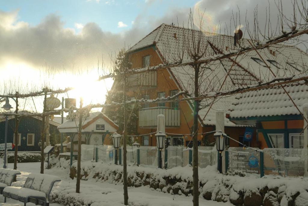 Hotel Garni Am Deich Zingst Dış mekan fotoğraf